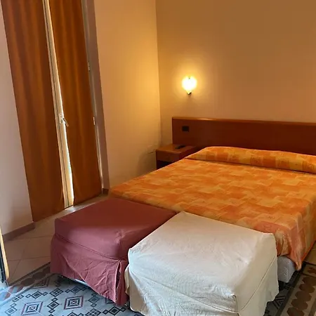 Gr Bed & Breakfast 2*