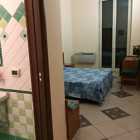 Gr Bed & Breakfast 2*