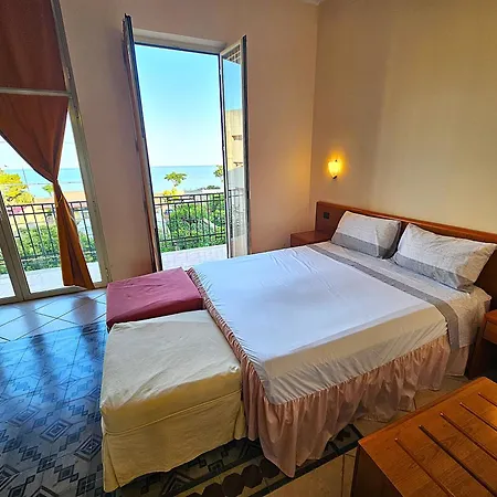 Gr לינה וארוחת בוקר אלי טרמה