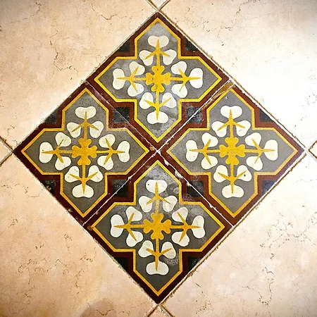 Gr 4* אלי טרמה