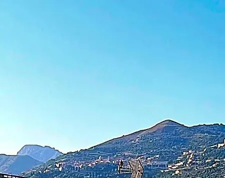 Bed and breakfast Gr Ali Terme