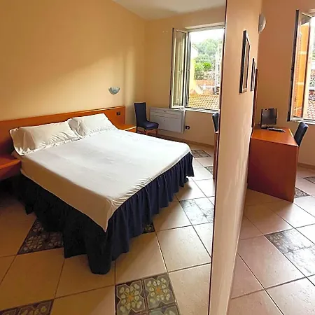 Bed and breakfast Gr 3*